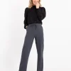 Pant Faye Travel