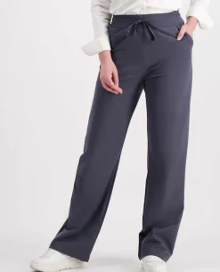 Pant Faye Travel