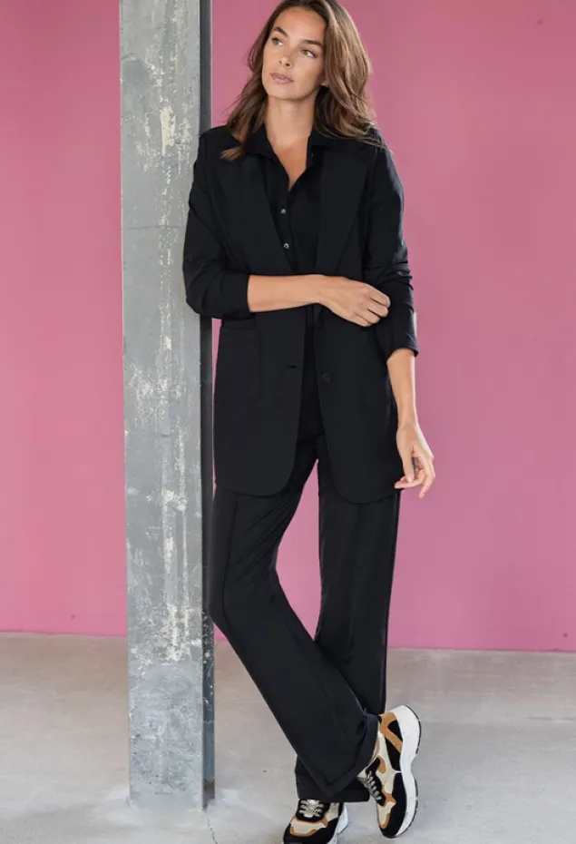 Pant Maye Pintuck Travel