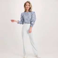 Pant Maye Pintuck Travel