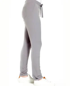 Pant Paris Travel