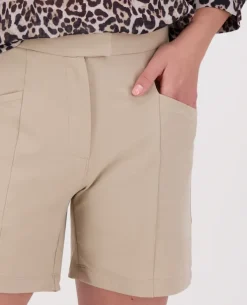 Short Chino Travel
