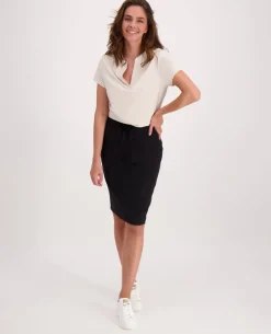 Skirt Travel