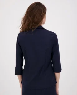 Top Collar Travel