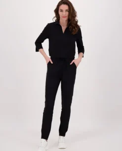 Top Collar Travel