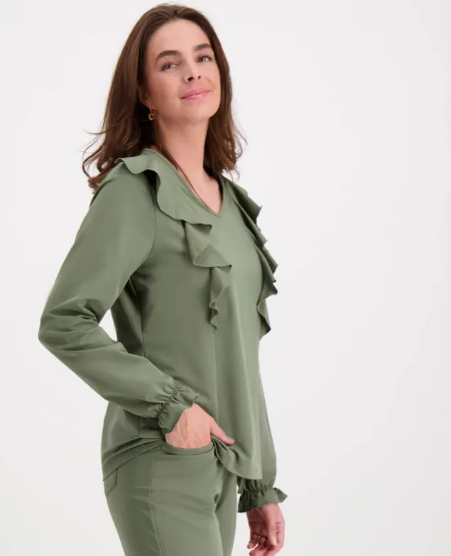 Top Ruffle Travel