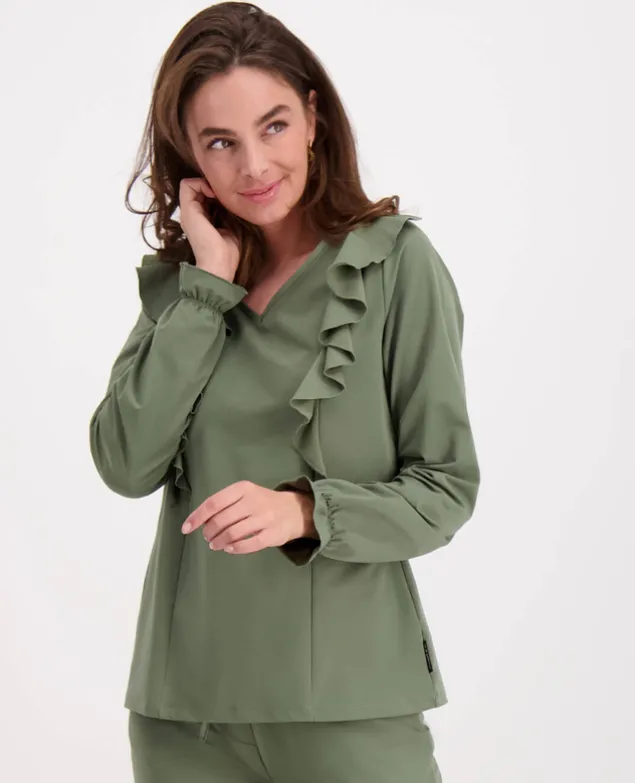 Top Ruffle Travel