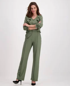 Top Ruffle Travel