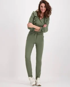 Top Ruffle Travel