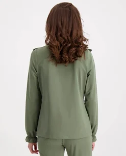 Top Ruffle Travel